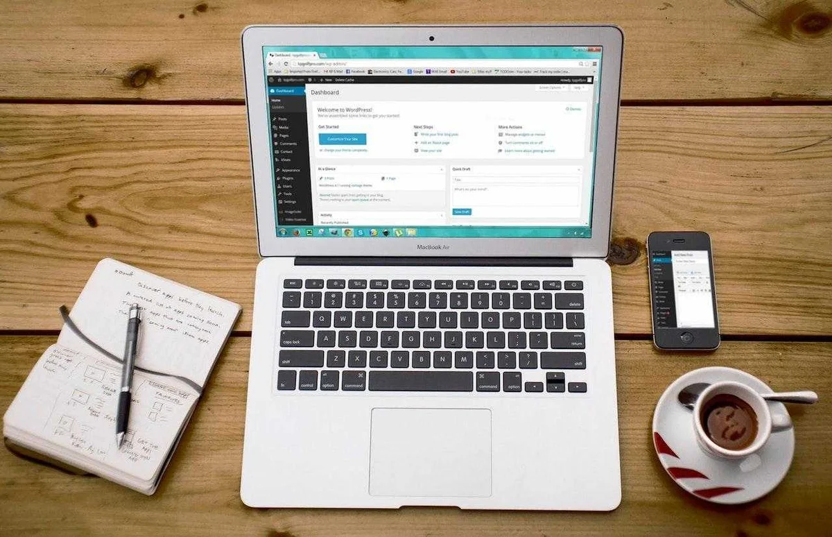 .co.uk vs .uk vs .com: Finding the Right UK Domain Name
